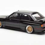 BMW M3 E30 Sport Evolution Nero Custom Wheels AUTOart 1:18 - image 7 of 8