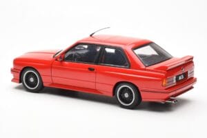 BMW M3 E30 Sport Evolution Cecotto Edition Rosso AUTOart 1:18 70566 Pressofusione — immagine 7 di 8