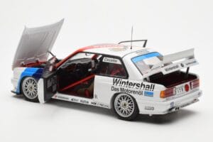 BMW M3 E30 #3 J. Cecotto Warsteiner DTM 1991 AUTOart 1:18 89145 Pressofusione — immagine 5 di 8