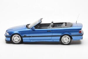 BMW M3 E36 Cabriolet Blu Otto 1:18 OT279 Resina — immagine 3 di 5
