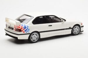 BMW M3 E36 Lightweight Bianco Otto 1:18 OT569 Resina — immagine 2 di 6