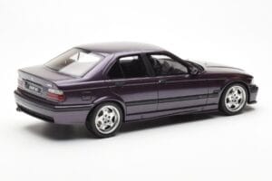 BMW M3 E36 Viola Otto 1:18 OT307 Resina — immagine 2 di 6