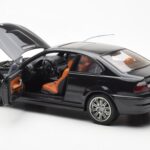 BMW M3 E46 Nero AUTOart 1:18 - image 5 of 8