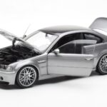 BMW M3 E46 CSL Grigio Kyosho 1:18 - image 2 of 8