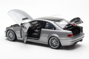 BMW M3 E46 CSL Grigio Kyosho 1:18 80430302734 Pressofusione — immagine 5 di 8
