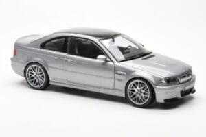 BMW M3 E46 CSL Grigio Kyosho 1:18 80430302734 Pressofusione — immagine 6 di 8