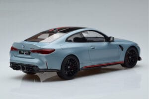 BMW M4 CSL G82 Grigio GT Spirit 1:18 GT427 Resina — immagine 2 di 8