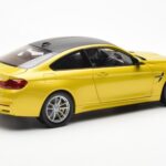BMW M4 F82 Austin Giallo Metallic Paragon 1:18 - image 3 of 8