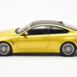 BMW M4 F82 Austin Giallo Metallic Paragon 1:18 - image 4 of 8