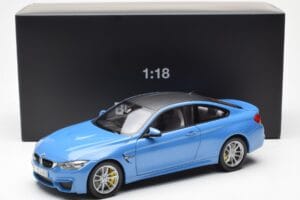 BMW M4 F82 Yas Marina Blu Paragon 1:18 PA-97102 Pressofusione — immagine 8 di 8