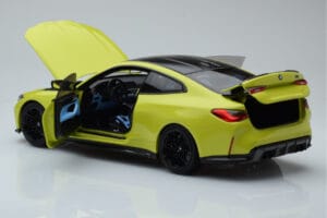 BMW M4 G82 Giallo Edizione Concessionario Minichamps 1:18 80435A51949 Pressofusione — immagine 5 di 8