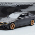 BMW M5 CS F90 Frozen Brands Hatch Grigio GT Spirit 1:18 - image 5 of 5