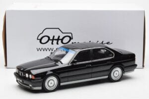 BMW M5 E34 Nero Otto 1:18 OT690 Resina — immagine 6 di 6
