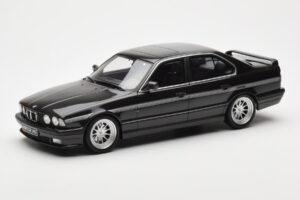 BMW M5 E34 Hartge H5 V12 Diamond Nero Metallic Otto 1:18 OT362