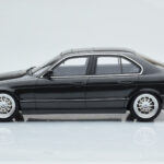BMW M5 E34 Hartge Nero Otto 1:18 - image 3 of 6