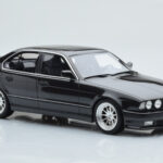 BMW M5 E34 Hartge Nero Otto 1:18 - image 6 of 6