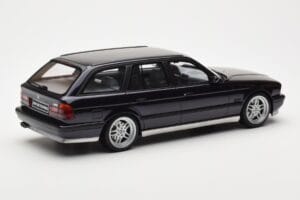 BMW M5 E34 Touring Diamond Nero Otto 1:18 OT198 Resina — immagine 2 di 6