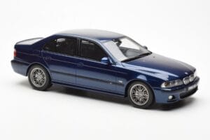 BMW M5 E39 Avus Blue Paint Issue Otto 1:18 OT070 Resina — immagine 4 di 6