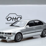 BMW M5 E39 Argento Otto 1:18 - image 7 of 7