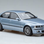 BMW M5 E39 Silverwater Blu Otto 1:18 - image 4 of 6