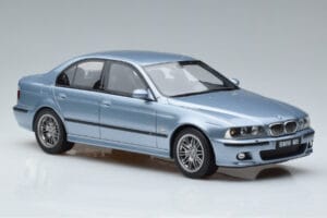 BMW M5 E39 Silverwater Blu Otto 1:18 OT554 Resina — immagine 4 di 6