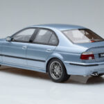 BMW M5 E39 Silverwater Blu Otto 1:18 - image 5 of 6