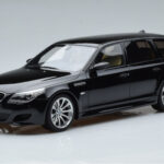 BMW M5 E61 Touring Nero Otto 1:18