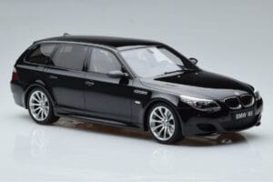 BMW M5 E61 Touring Nero Otto 1:18 OT1020 Resina — immagine 4 di 6
