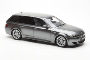 BMW M5 E61 Touring Grigio Otto 1:18 OT189 Resina — immagine 4 di 6