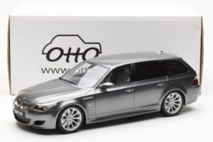BMW M5 E61 Touring Grigio Otto 1:18 OT189 Resina — immagine 6 di 6