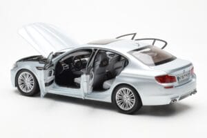 BMW M5 F10 Silverstone Argento Paragon 1:18 80432186353 Pressofusione — immagine 5 di 8