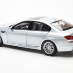 BMW M5 F10 Silverstone Argento Paragon 1:18 80432186353 - image 7 of 8