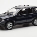 BMW X5 4.4i E53 Blu Scuro Kyosho 1:18