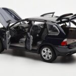 BMW X5 4.4i E53 Blu Scuro Kyosho 1:18 - image 5 of 8