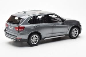 BMW X5 F15 Space Grigio Paragon 1:18 80432318988 Pressofusione — immagine 3 di 8