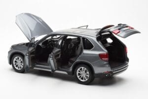 BMW X5 F15 Space Grigio Paragon 1:18 80432318988 Pressofusione — immagine 5 di 8