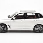 BMW X5 G05 Bianco Paragon 1:18 - image 4 of 8