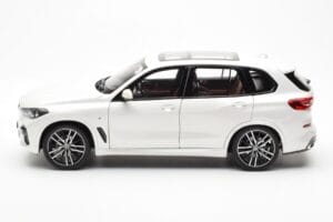 BMW X5 G05 Bianco Paragon 1:18 80432450996 Pressofusione — immagine 4 di 8