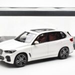 BMW X5 G05 Bianco Paragon 1:18 - image 8 of 8