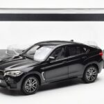 BMW X6 M F86 Sapphire Nero Metallic Norev 1:18 - image 8 of 8