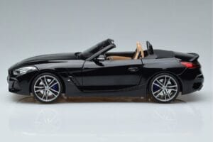 BMW Z4 G29 Nero Metallizzato Norev 1:18 183272 Pressofusione — immagine 4 di 7