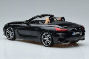 BMW Z4 G29 Nero Metallizzato Norev 1:18 183272 Pressofusione — immagine 6 di 7