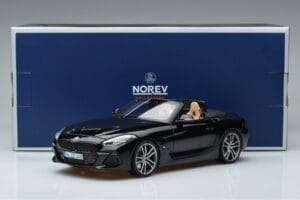 BMW Z4 G29 Nero Metallizzato Norev 1:18 183272 Pressofusione — immagine 7 di 7