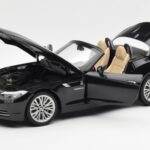 BMW Z4 E89 Spider Nero Metallizzato Kyosho 1:18 08771BK - image 2 of 9