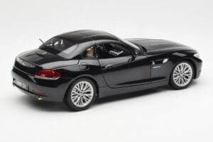 BMW Z4 E89 Spider Nero Metallizzato Kyosho 1:18 08771BK Pressofusione — immagine 4 di 9