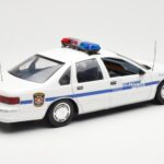 Chevrolet Caprice Cheyenne Polizia UT Models 1:18 - image 2 of 6