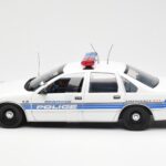 Chevrolet Caprice Sebring Polizia UT Models 1:18 - image 3 of 6