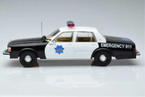 Chevrolet Caprice San Francisco Police Department MCG 1:18 MCG18389 Pressofusione — immagine 3 di 6