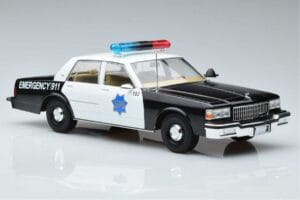 Chevrolet Caprice San Francisco Police Department MCG 1:18 MCG18389 Pressofusione — immagine 4 di 6