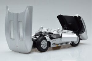 Chevrolet Corvette C1 Stingray Concept AUTOart 1:18 71000 Pressofusione — immagine 2 di 8